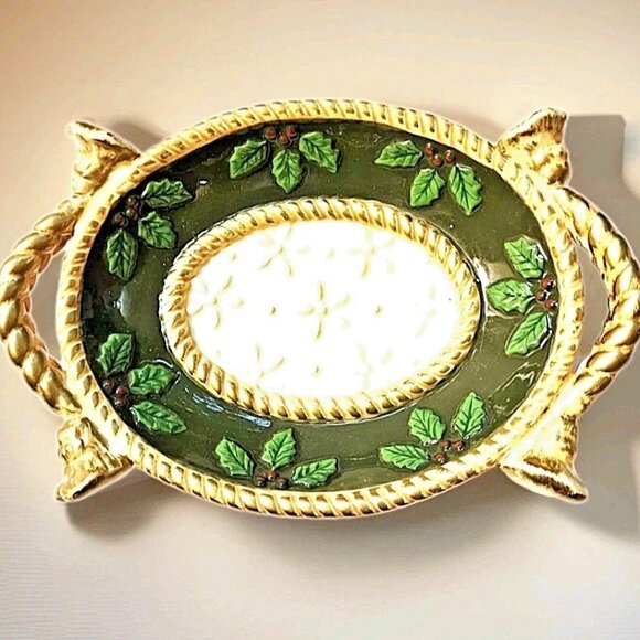 STUDIO NOVA Woodland Holly Christmas Hand Painted Ceramic Candy / Soap Dish NEW - Picture 2 of 6